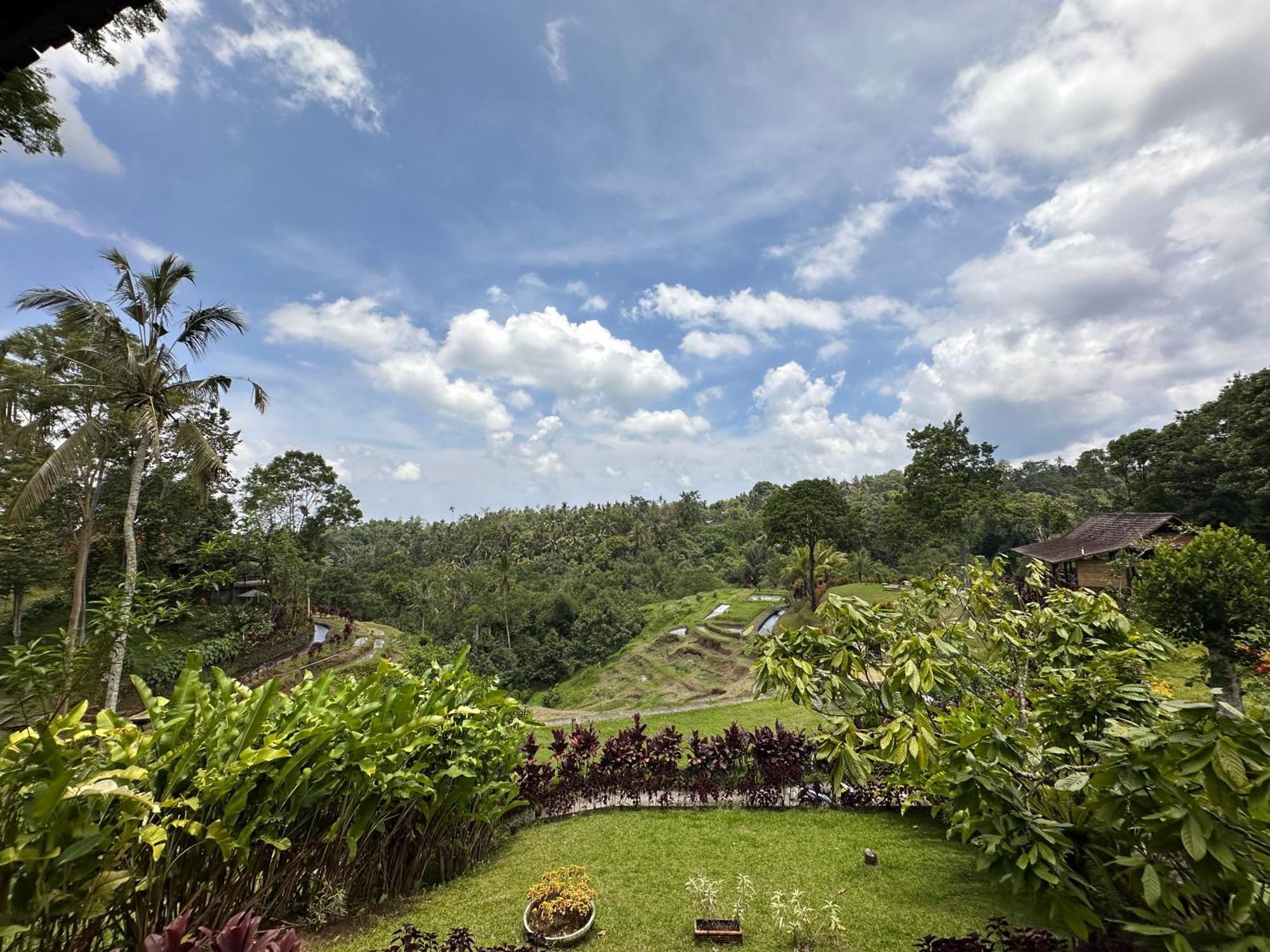Sang Tirta Resort Penebel Habitación foto