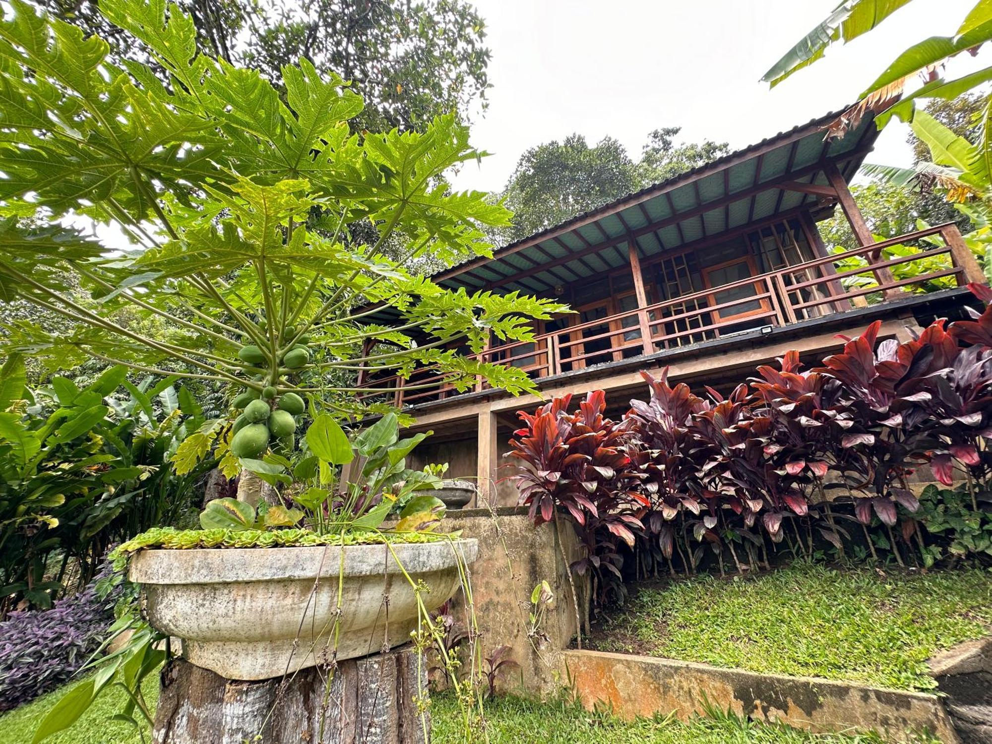 Sang Tirta Resort Penebel Exterior foto